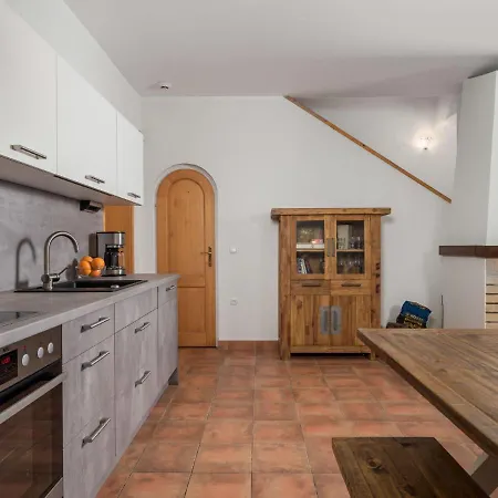 Albertina-2 By Interhome Nyaraló *