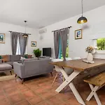 Dom wakacyjny Albertina-2 By Interhome Martina