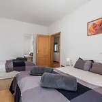 Dom wakacyjny Albertina-2 By Interhome *