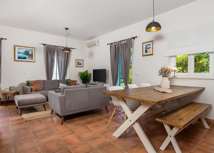 Dom wakacyjny Albertina-2 By Interhome Martina