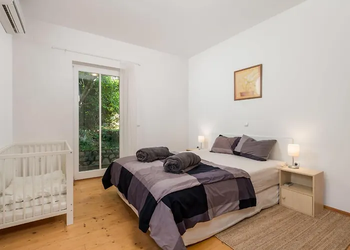 Dom wakacyjny Albertina-2 By Interhome *